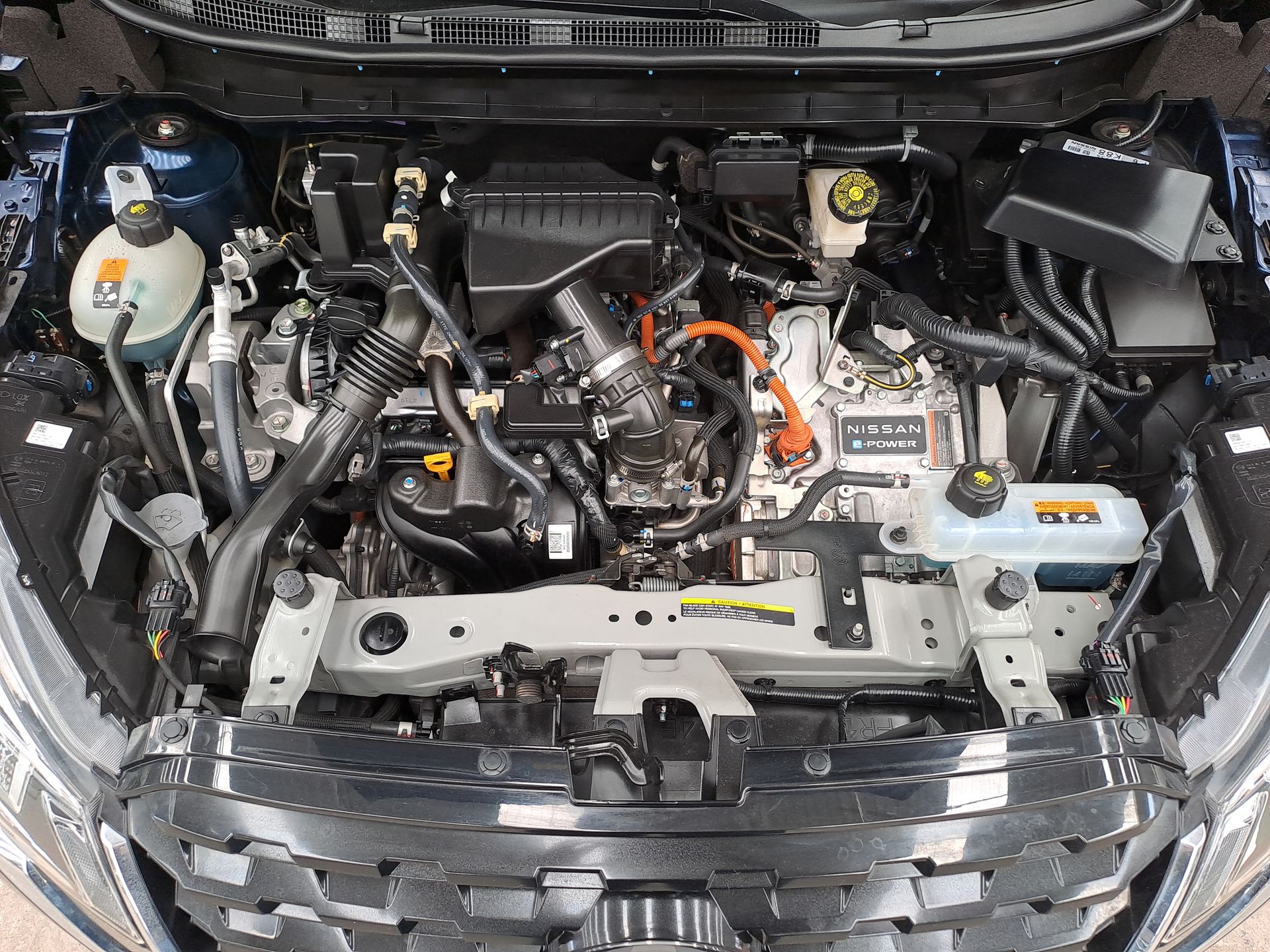 2025 Nissan KICKS E-POWER PLATINUM E-POWER 25