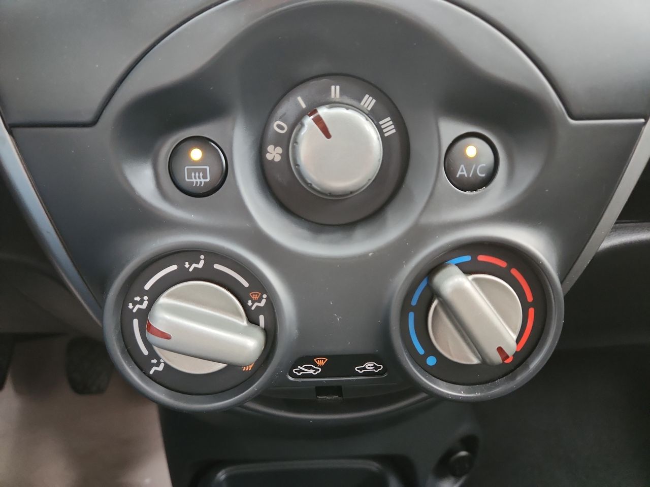 2018 Nissan MARCH SENSE TM