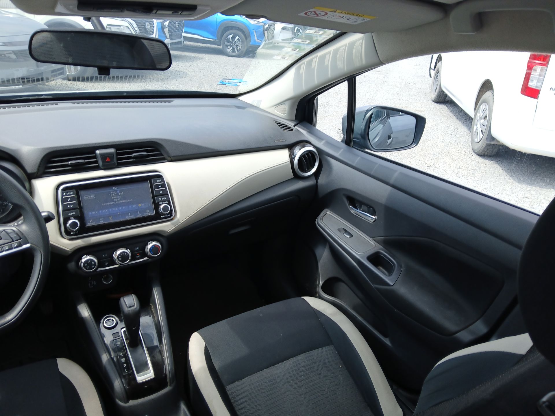 2022 Nissan VERSA ADVANCE CVT 22