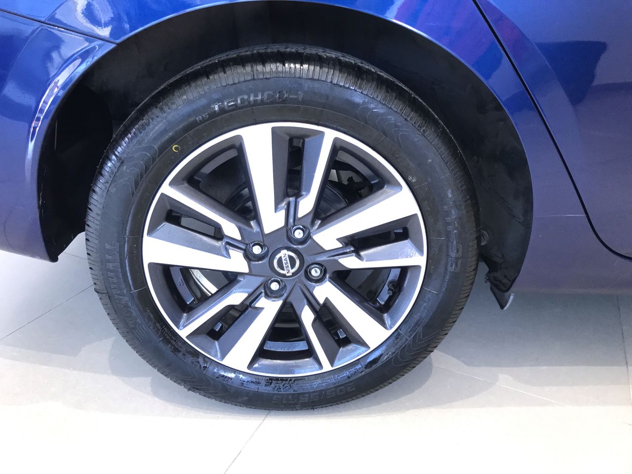 2021 Nissan VERSA ADVANCE CVT 21