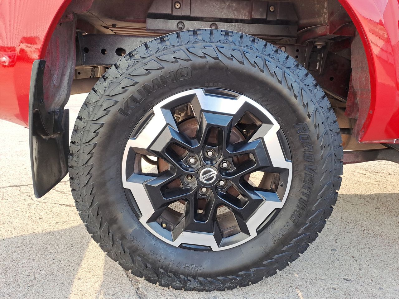 2021 Nissan FRONTIER PLATINUM LE TA 23