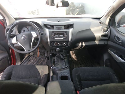 2020 Nissan NP300 DOBLE CABINA DOBLE CABINA SE TM AC PAQ SEG 6VEL
