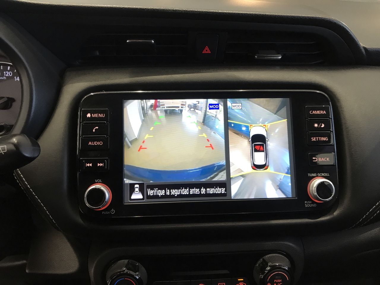 2023 Nissan KICKS PLATINUM BI-TONO 1.6 LTS CVT 23