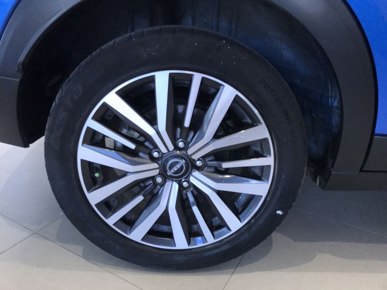 2023 Nissan KICKS PLATINUM BI-TONO 1.6 LTS CVT 23