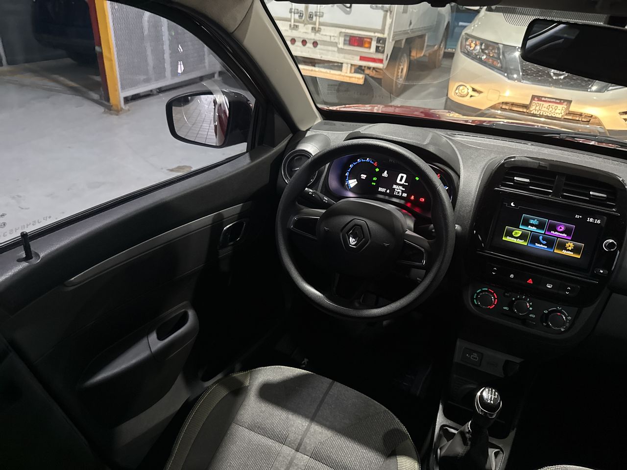 2023 RENAULT KWID OUTSIDER