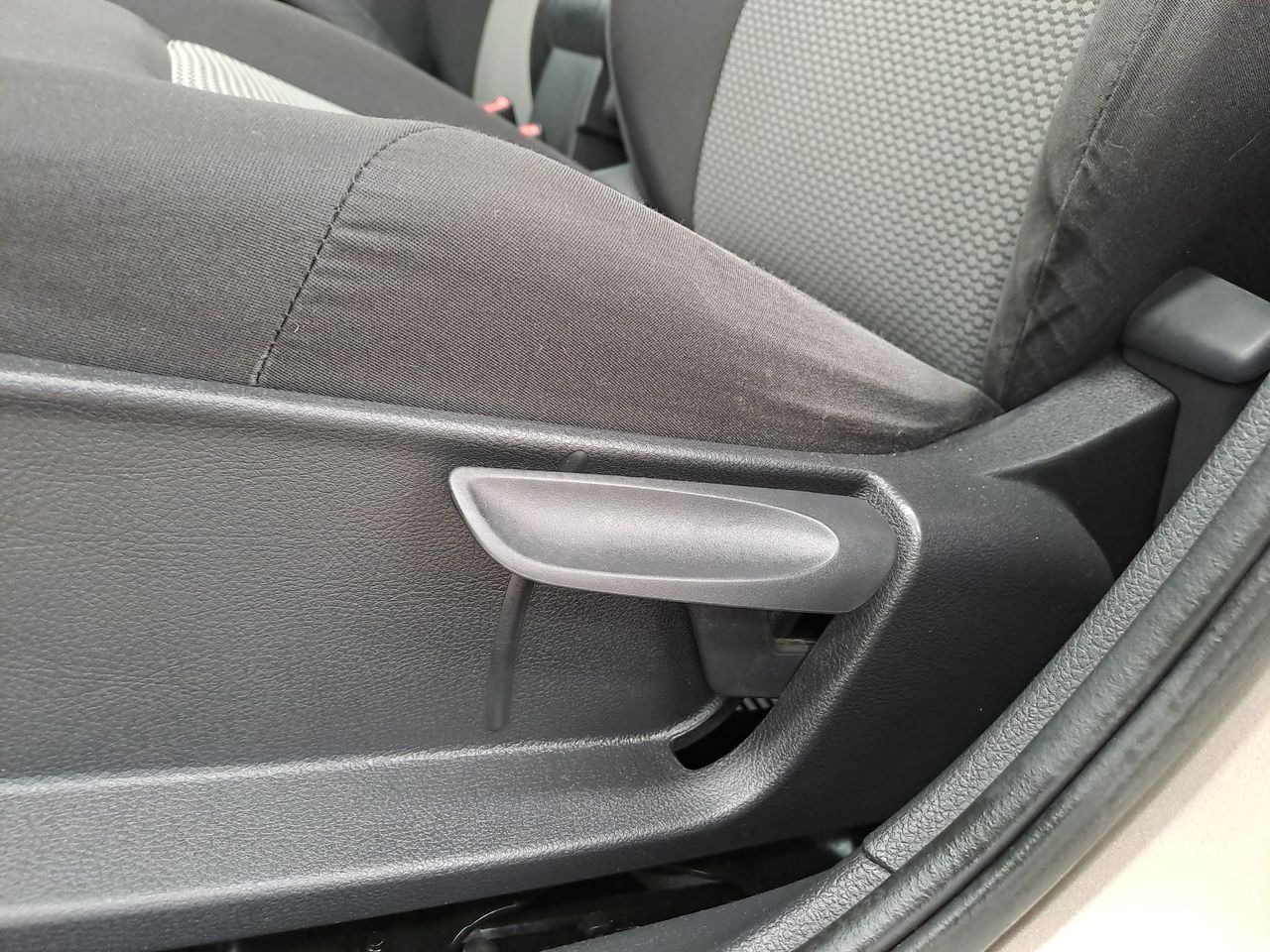 2018 Volkswagen VENTO COMFORTLINE STD.