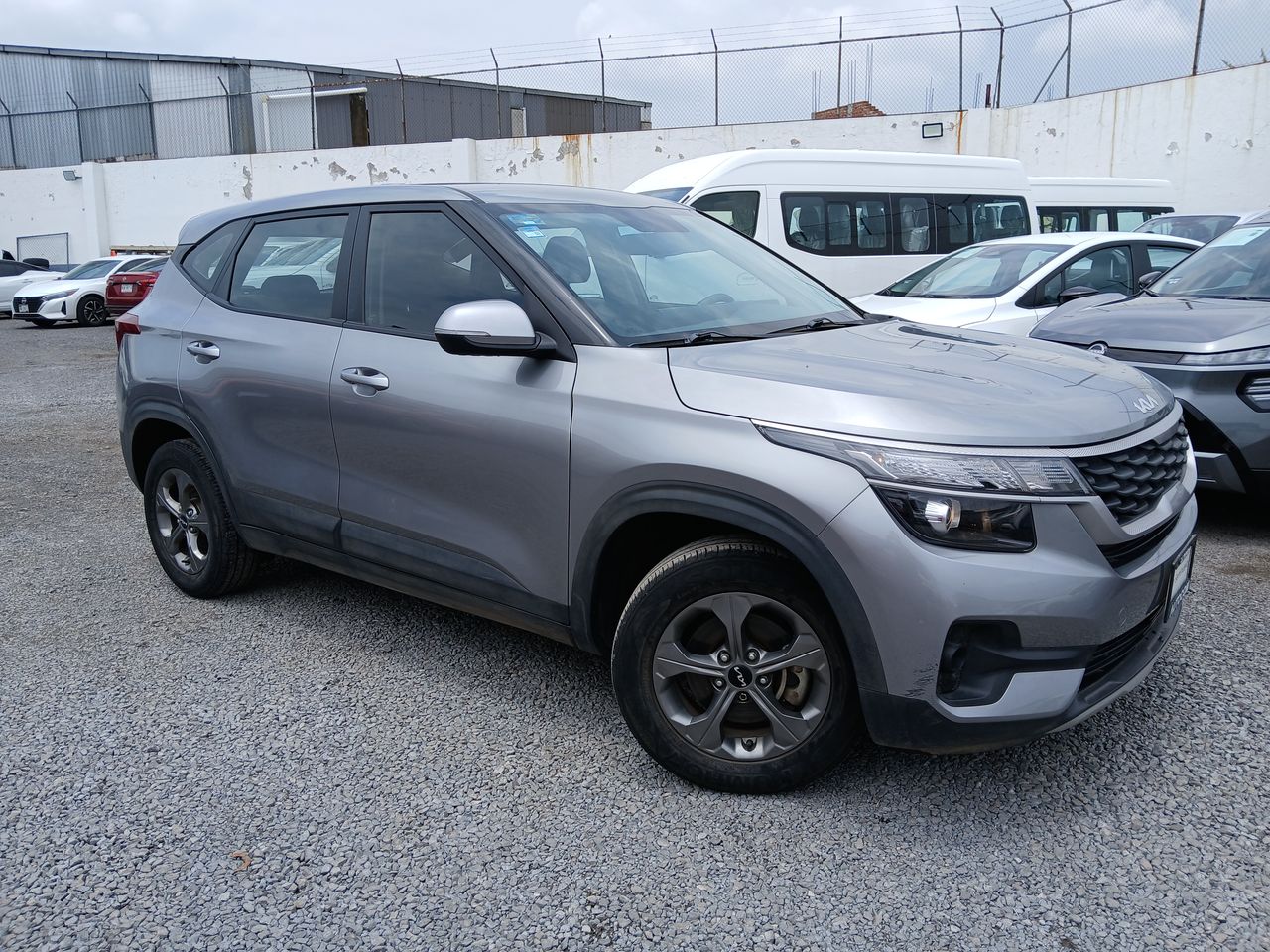 2023 Kia SELTOS EX TA