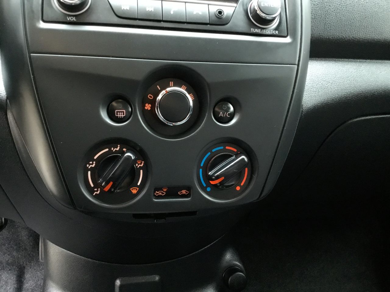 2018 Nissan VERSA SENSE AT AC