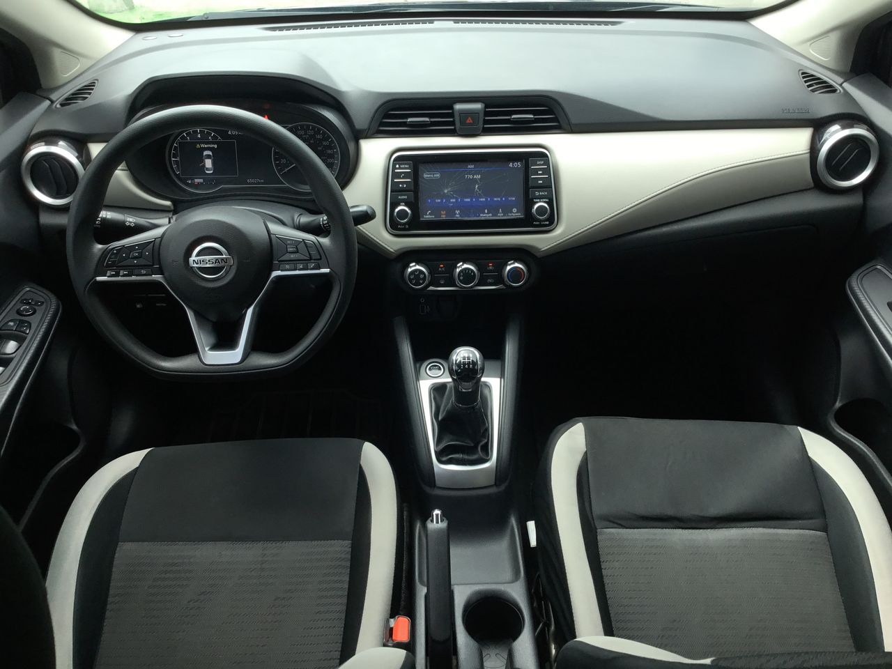 2021 Nissan VERSA ADVANCE MT 21