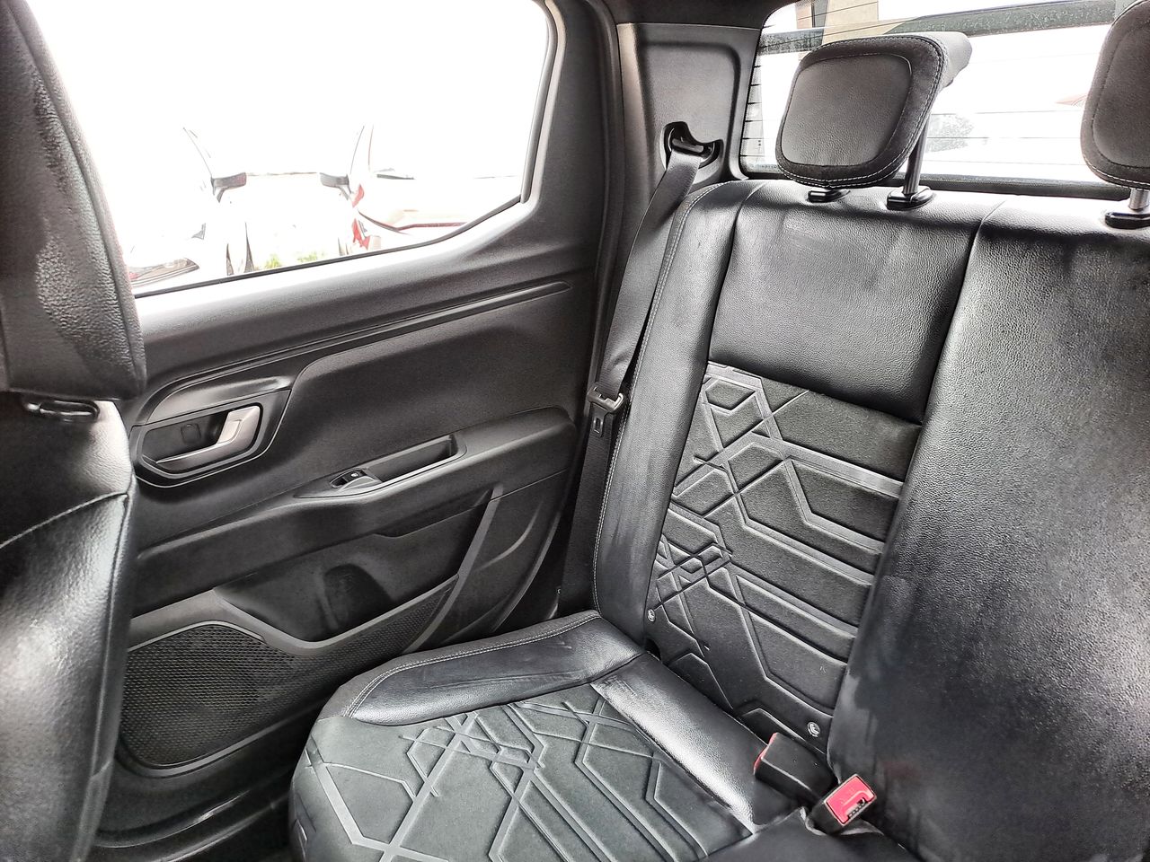 2024 RAM 700 LARAMIE CREW CAB