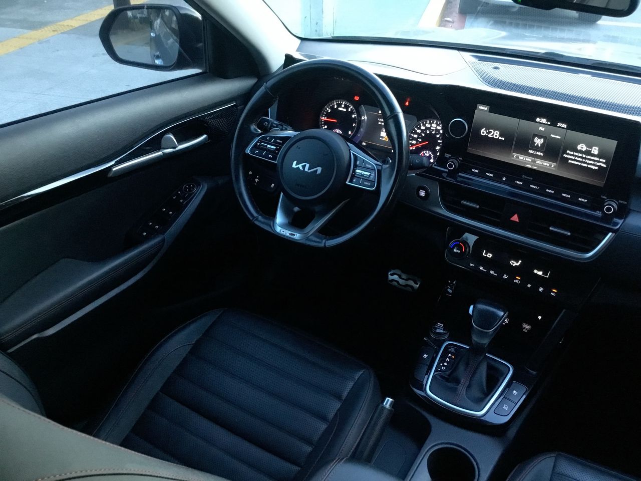 2023 Kia SELTOS GT LINE