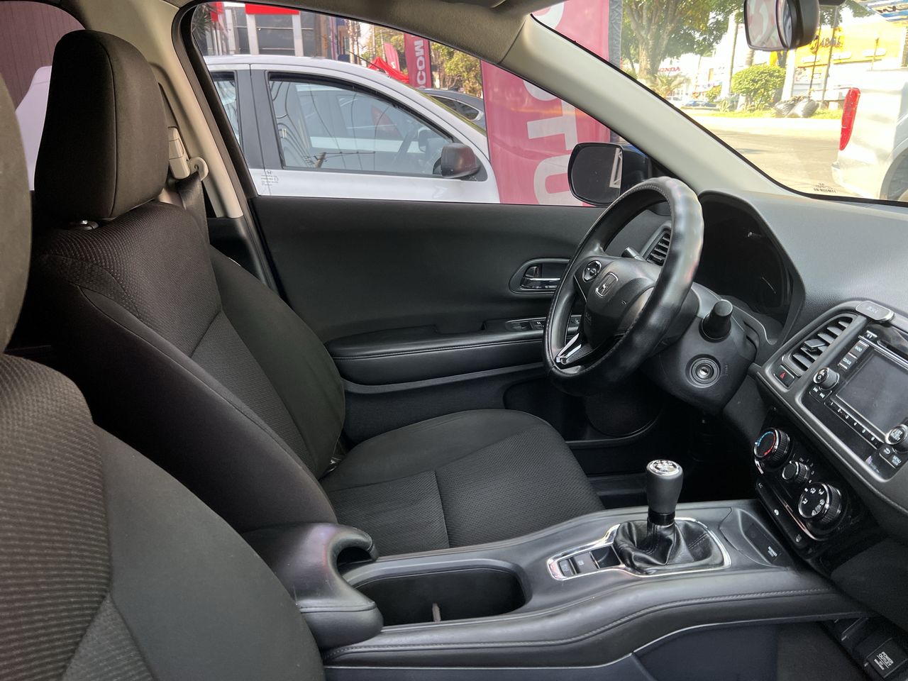 2018 Honda HR-V UNIQ