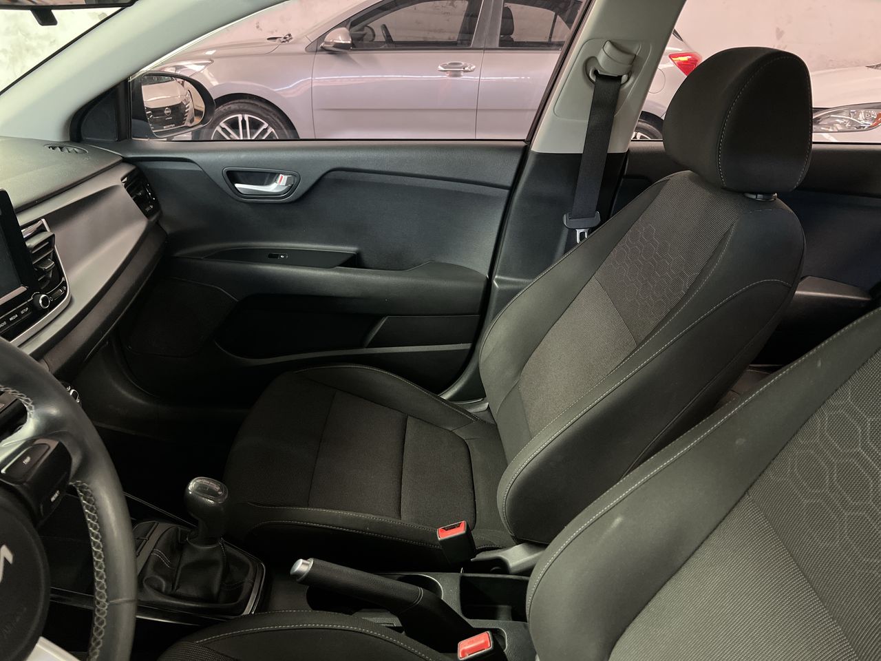 2022 Kia RIO LX TM