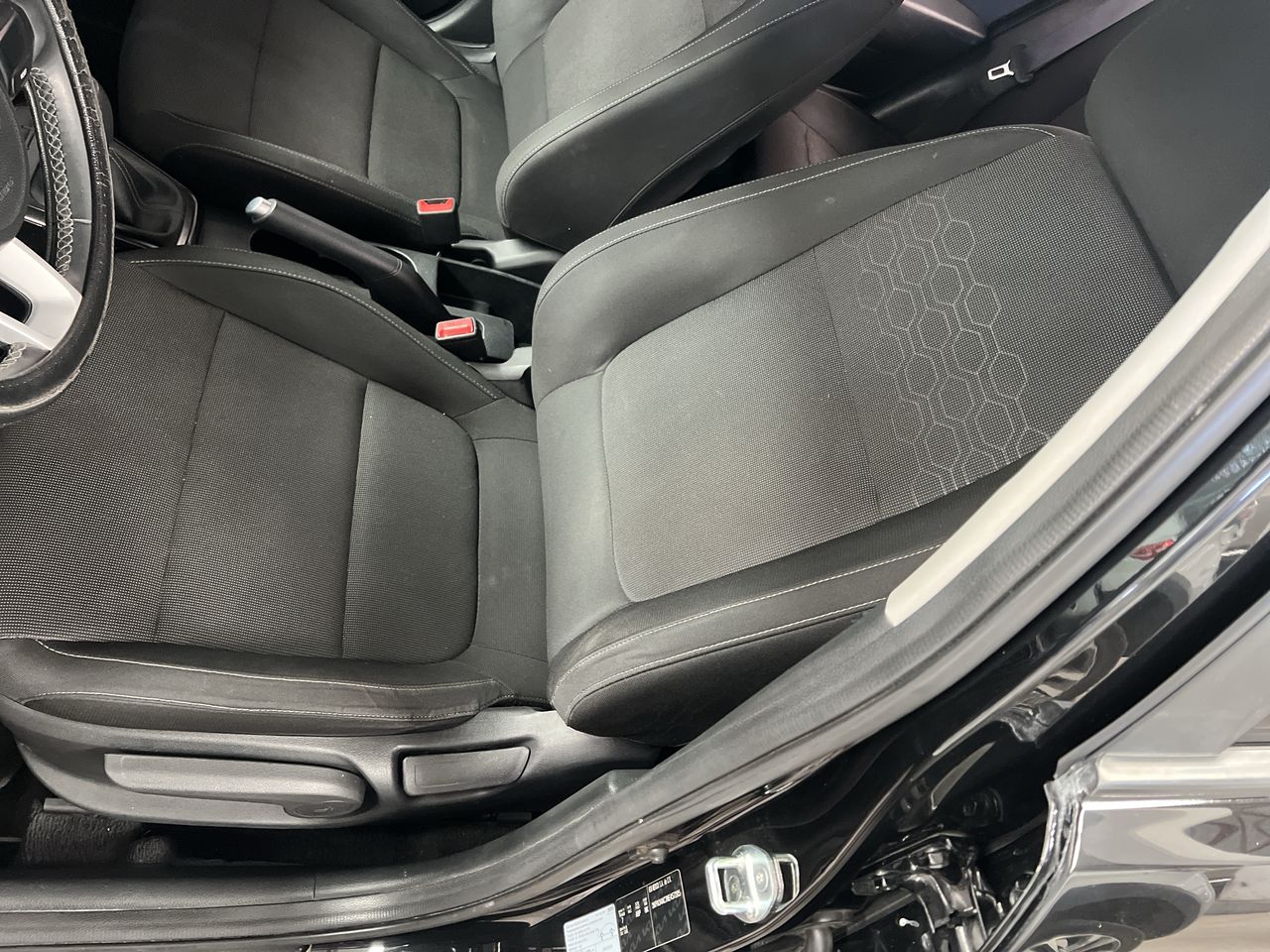 2022 Kia RIO LX TM
