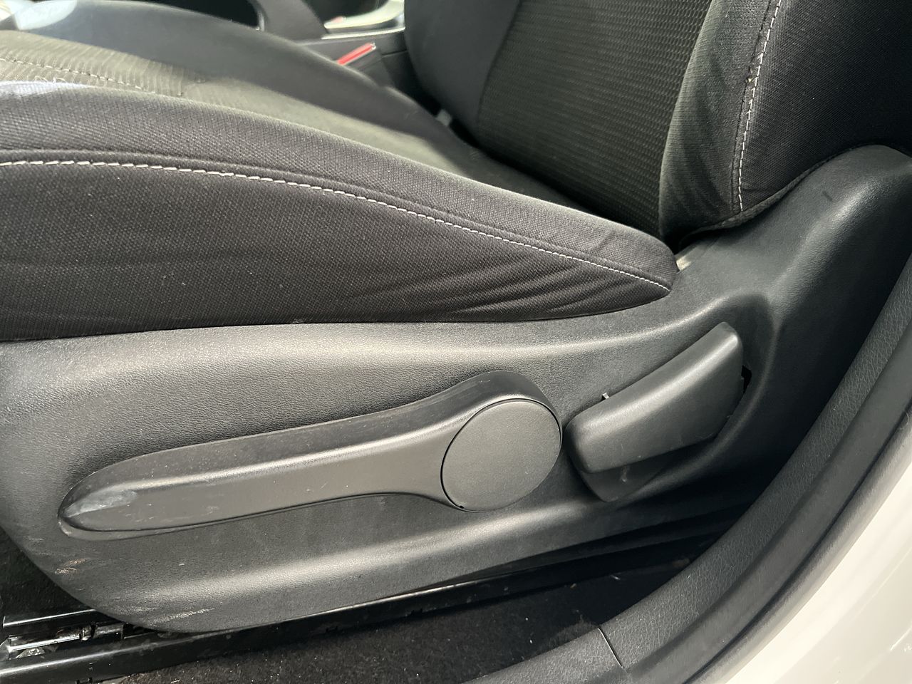 2017 Nissan SENTRA ADVANCE MT