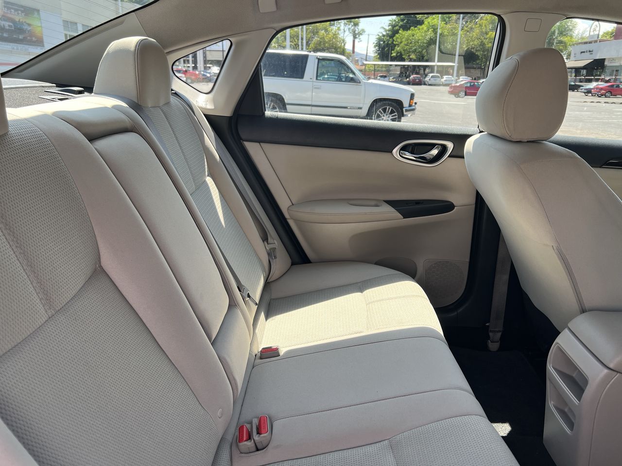 2017 Nissan SENTRA SENTRA ADVANCE MT