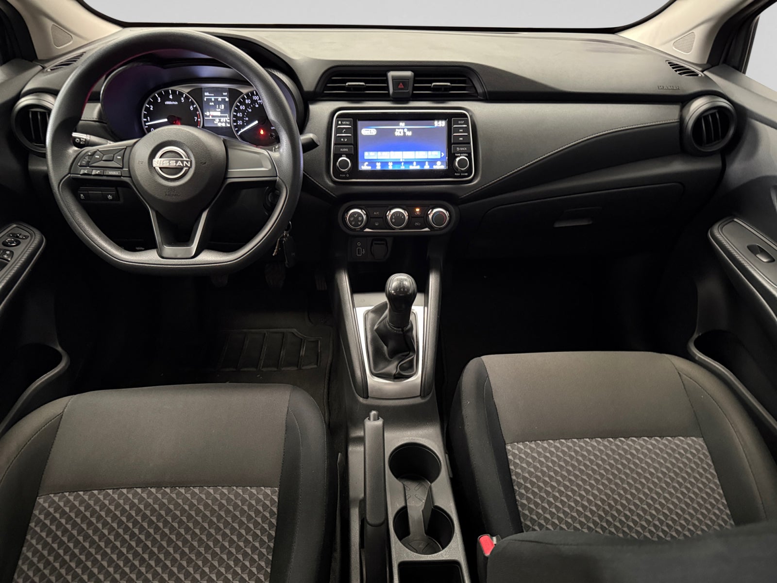 2024 Nissan VERSA SENSE MT 24