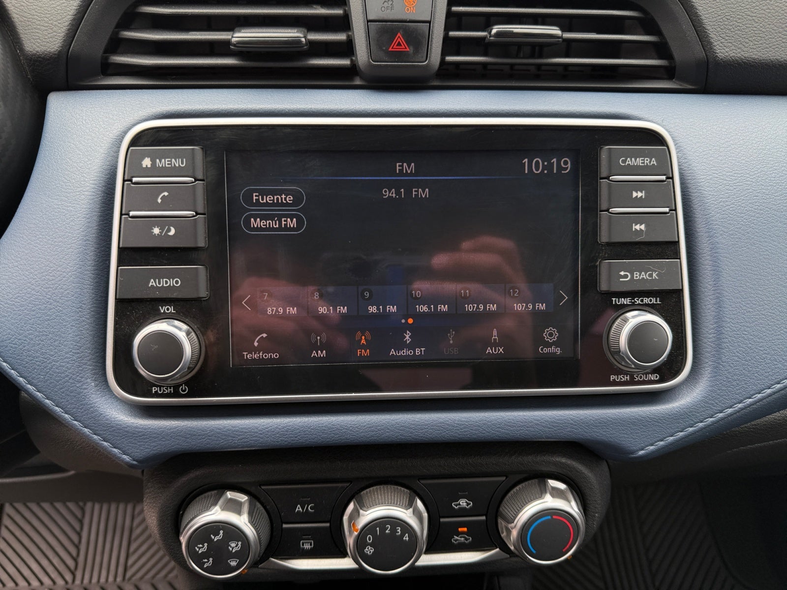 2025 Nissan VERSA ADVANCE CVT 25