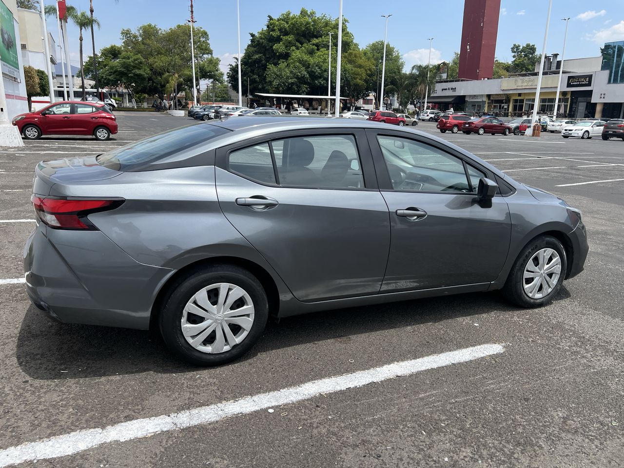 2021 Nissan VERSA SENSE CVT 21