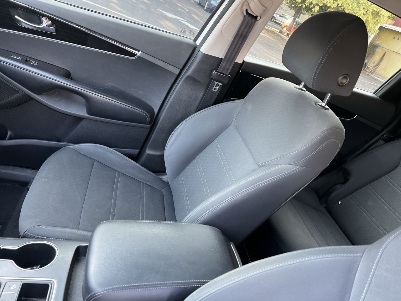 2019 Kia SORENTO 2.4L LX T/A - 7P