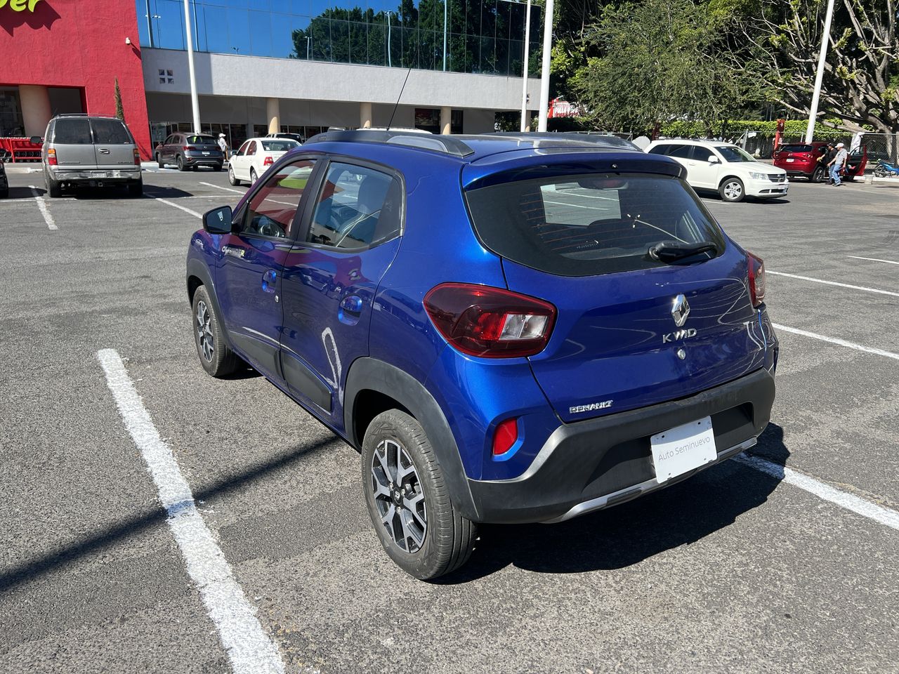 2024 RENAULT KWID OUTSIDER