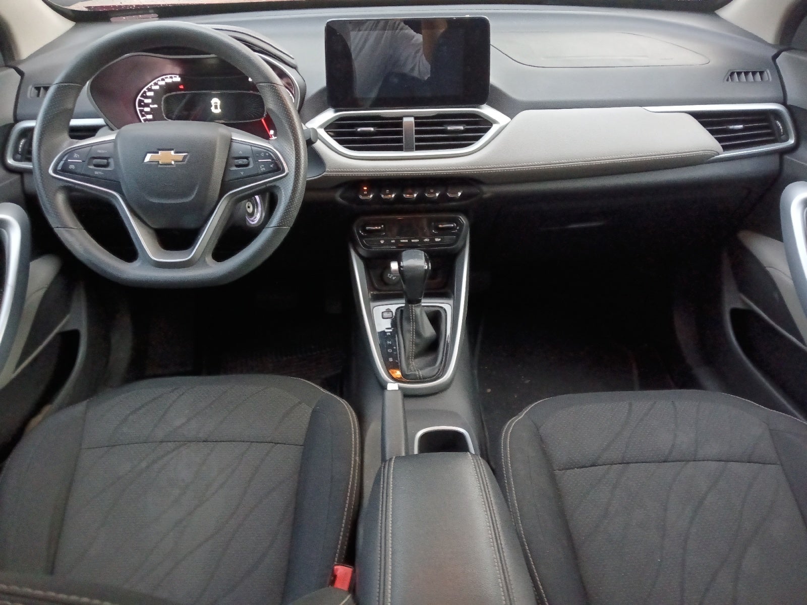 2022 Chevrolet GROOVE LT AT