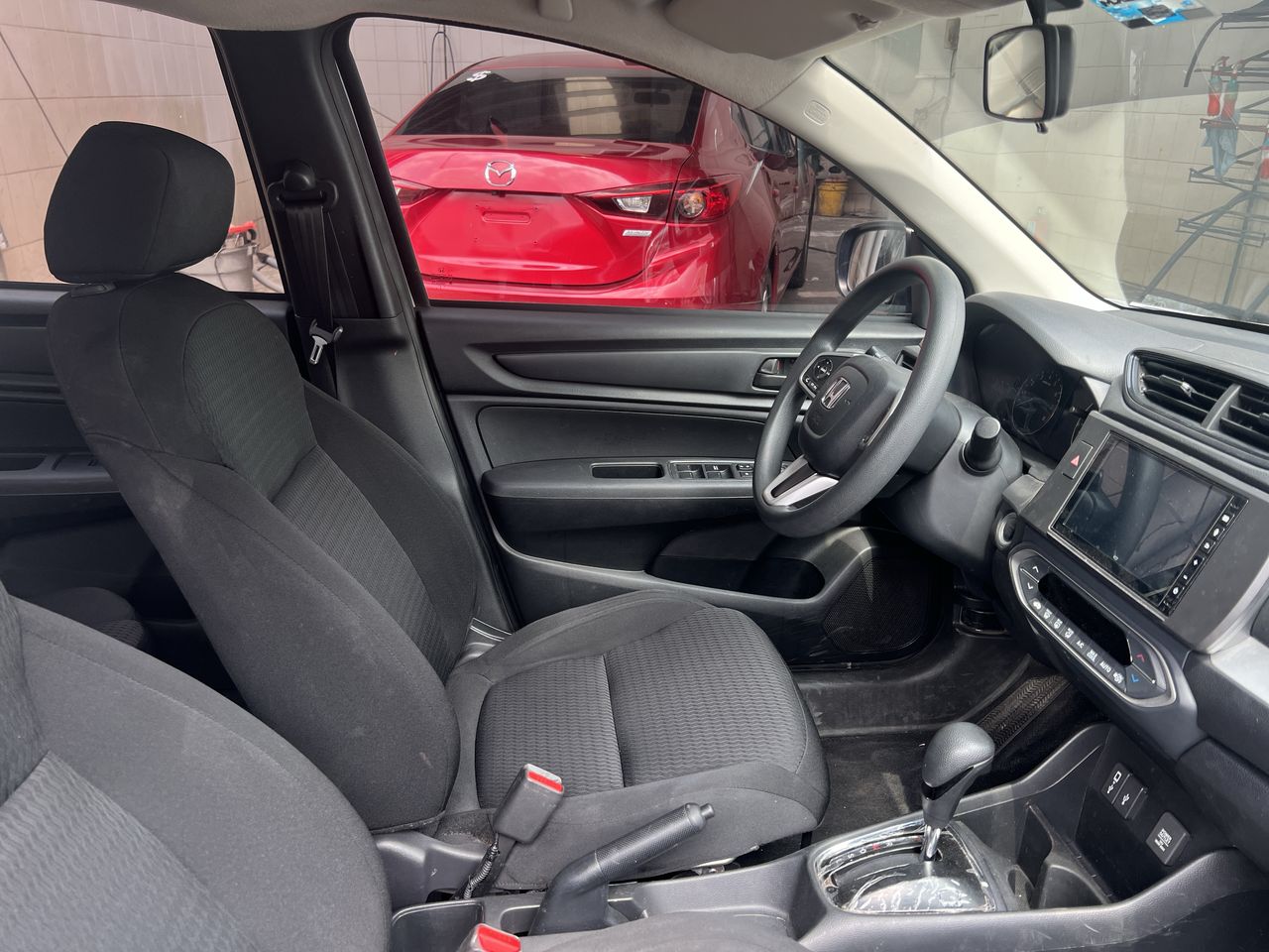 2024 Honda BR-V UNIQ