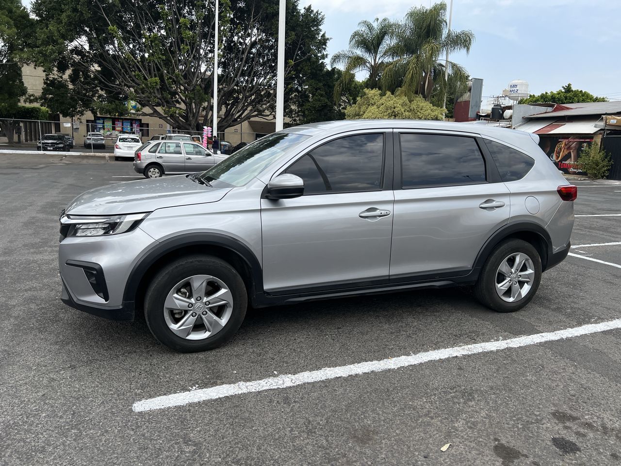 2024 Honda BR-V UNIQ