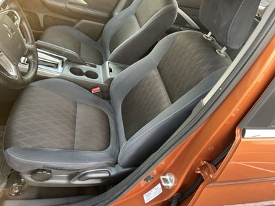 2024 Mitsubishi XPANDER CROSS