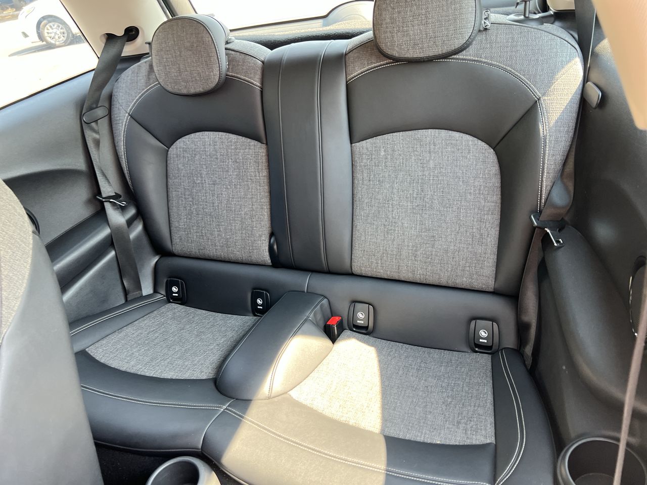 2021 MINI MINI 3 DOOR COOPER CHILI