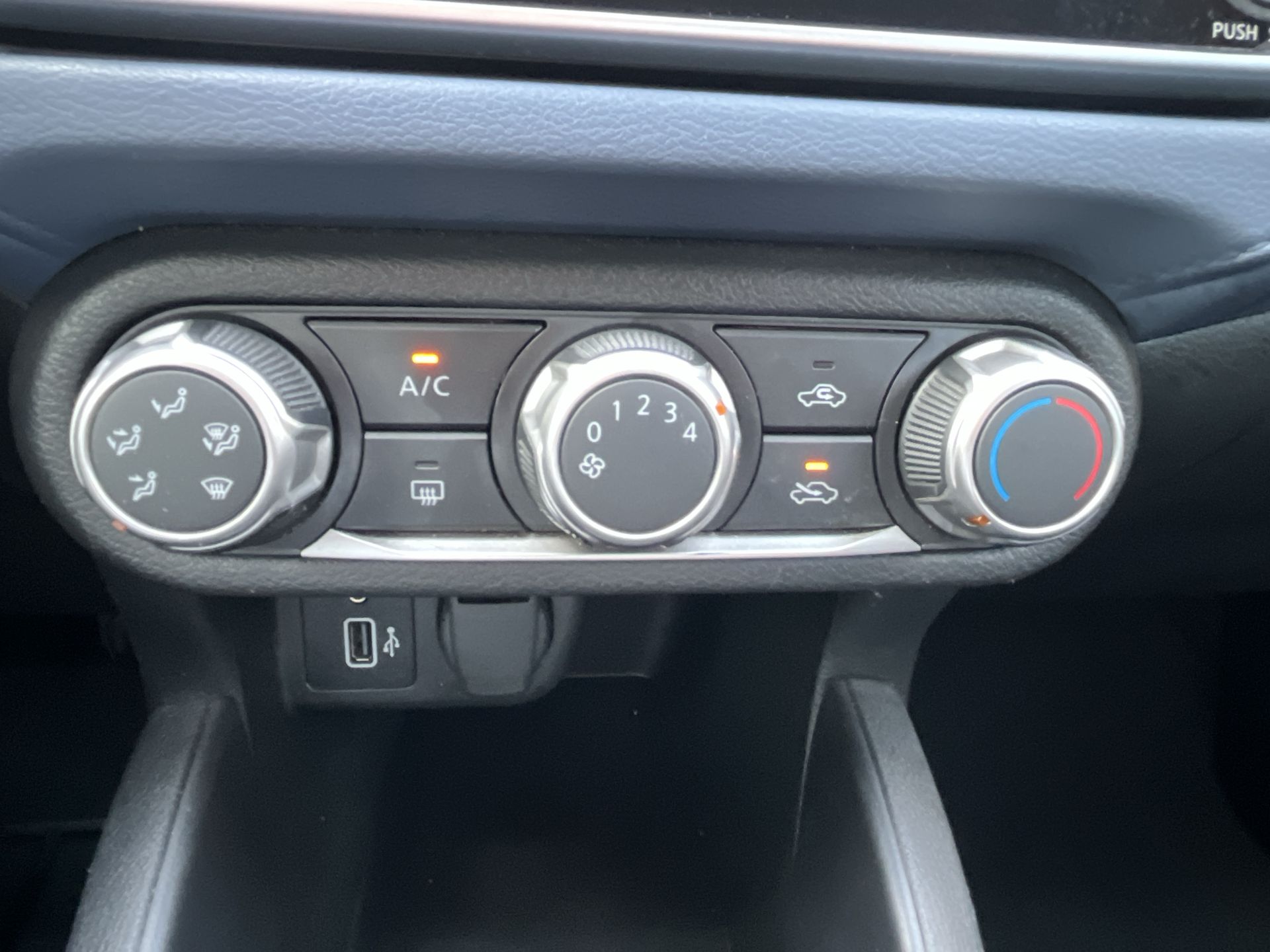 2024 Nissan VERSA ADVANCE MT 24