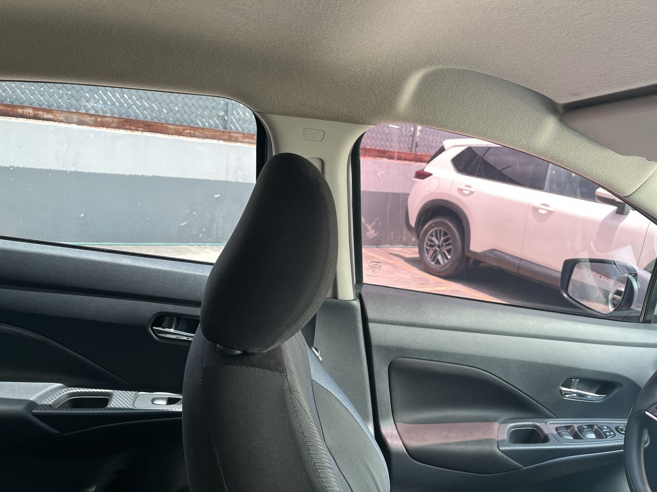 2023 Nissan VERSA ADVANCE MT 23