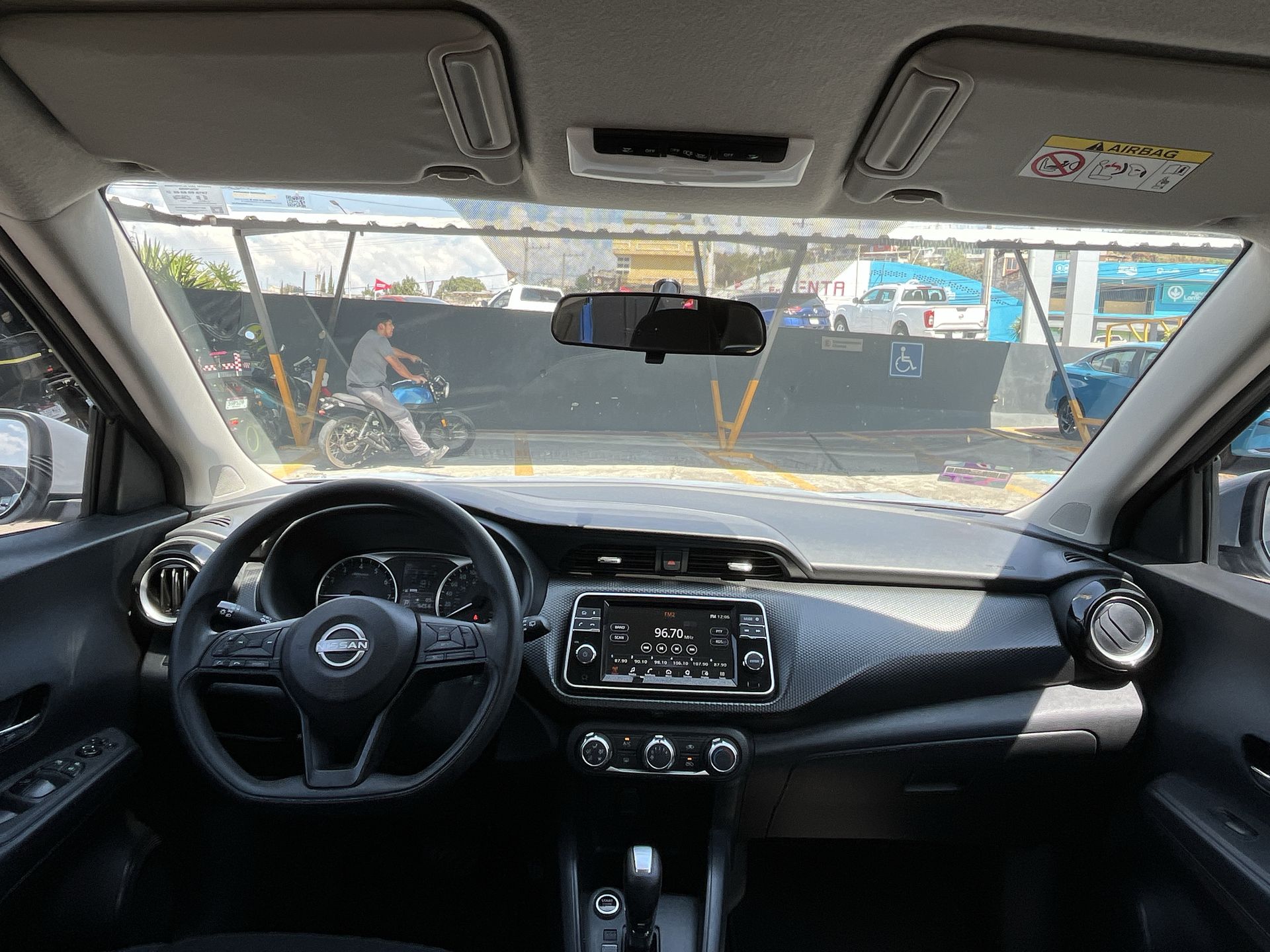 2024 Nissan KICKS PLAY ADVANCE 1.6 LTS CVT 24