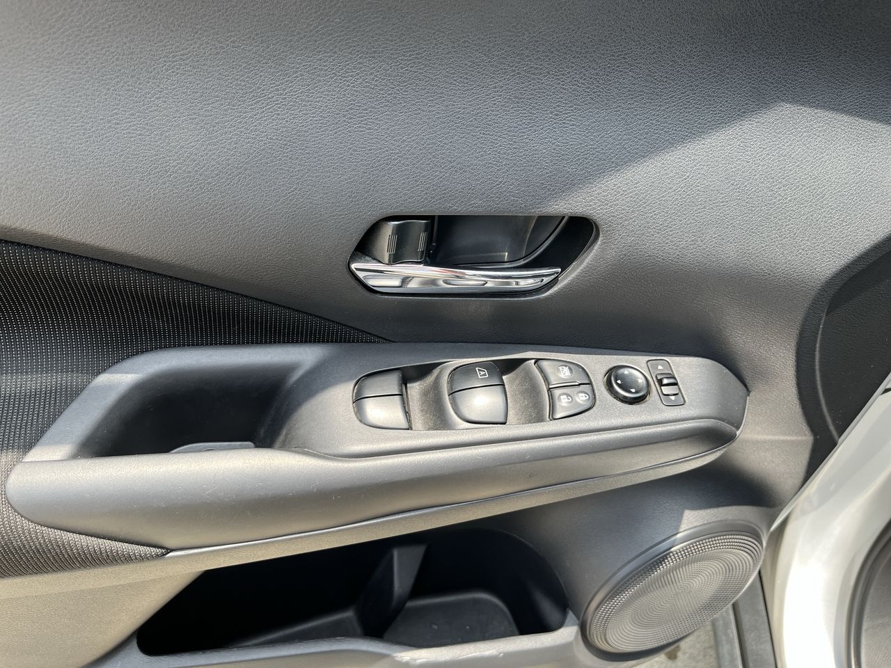 2022 Nissan KICKS ADVANCE 1.6 LTS MT 22