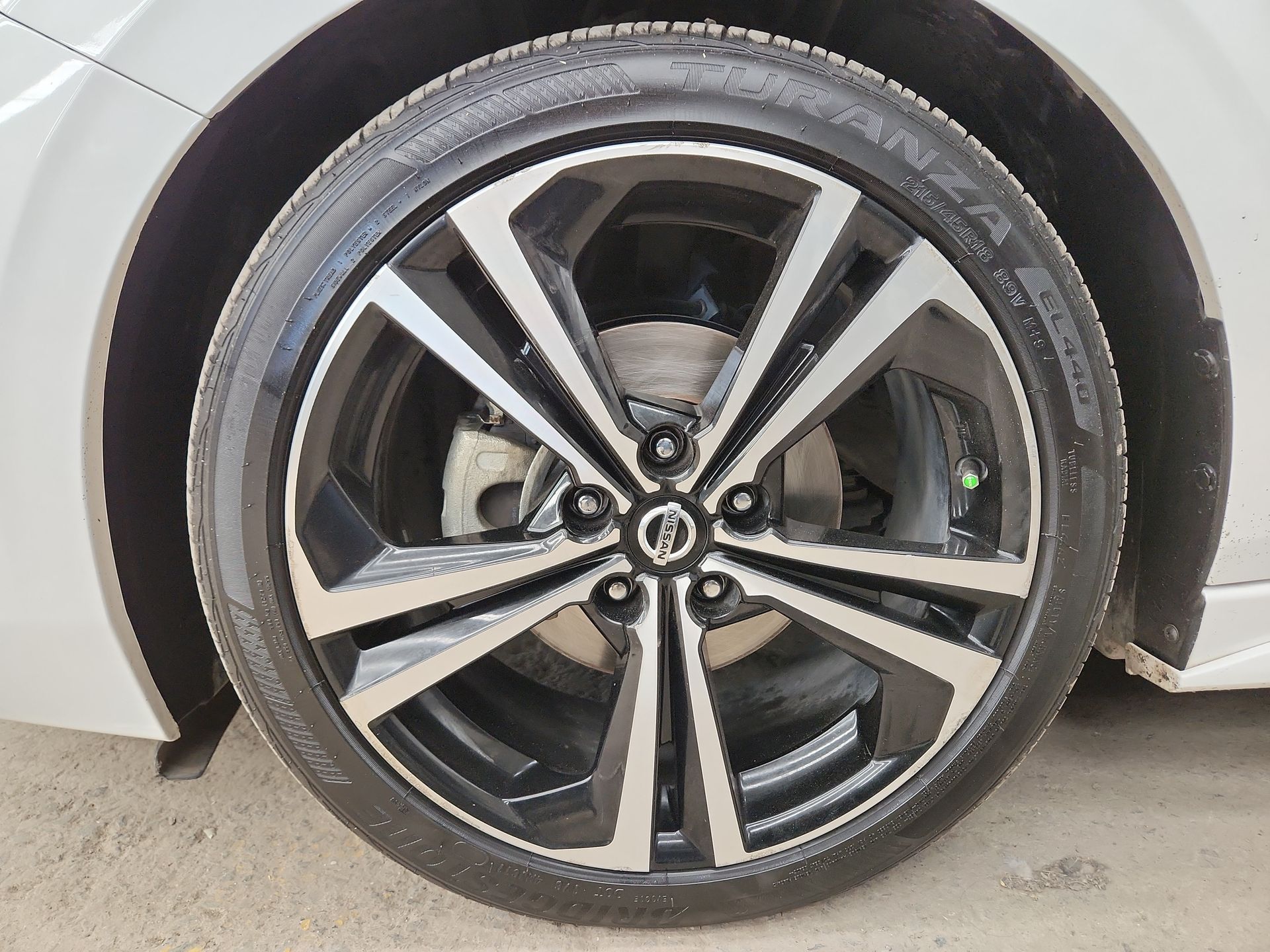 2022 Nissan SENTRA SR CVT