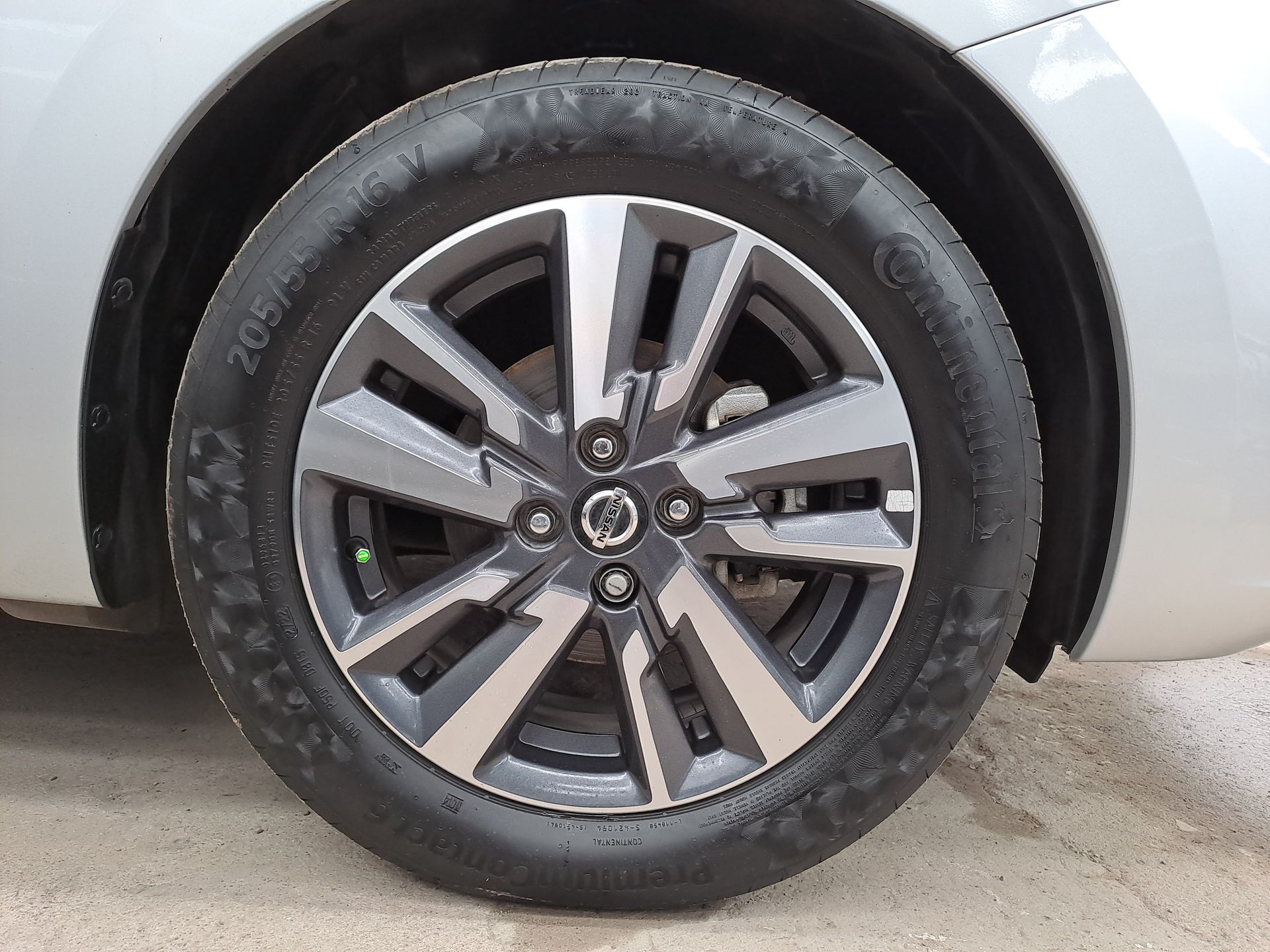 2022 Nissan VERSA ADVANCE MT 22