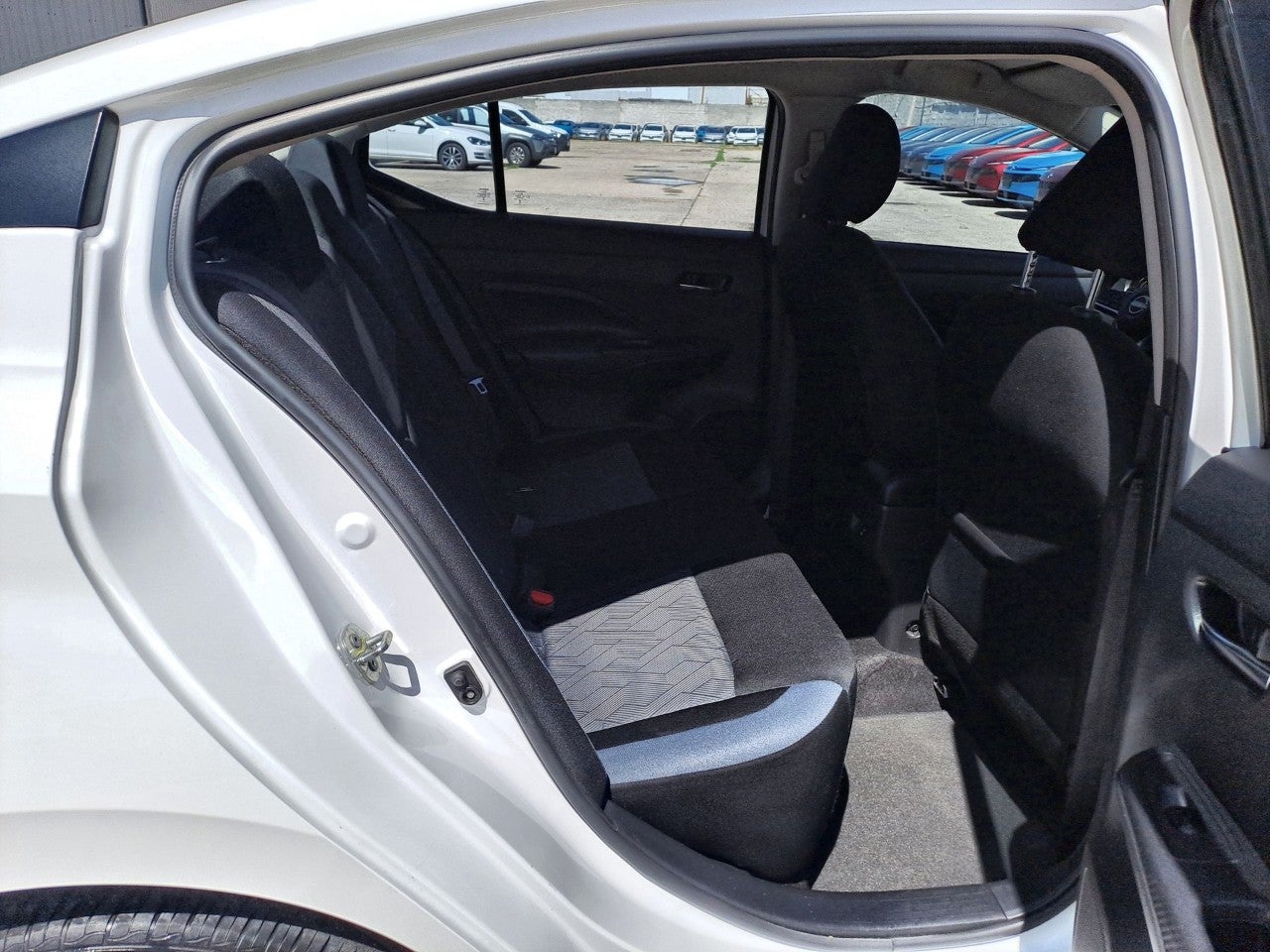 2025 Nissan VERSA ADVANCE CVT 25