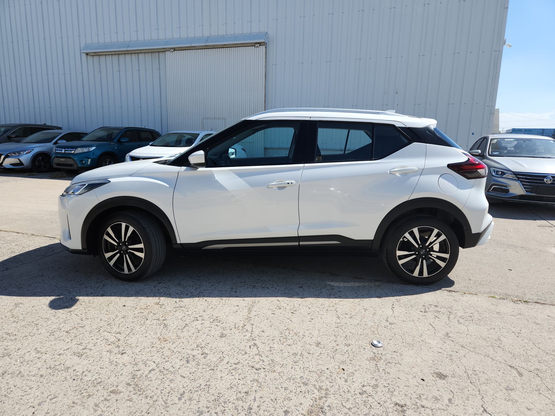2023 Nissan KICKS ADVANCE 1.6 LTS CVT 23