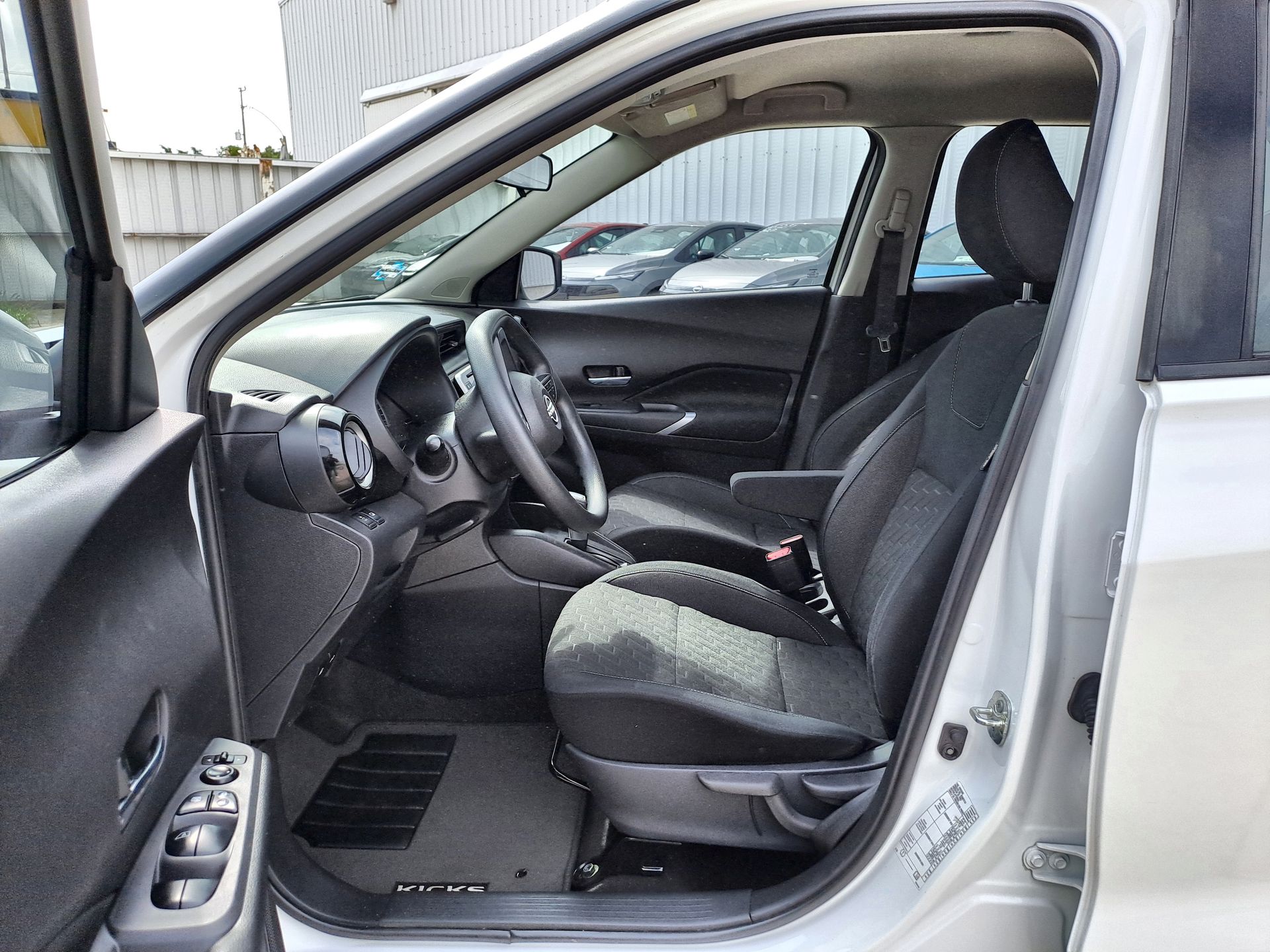 2023 Nissan KICKS ADVANCE 1.6 LTS CVT 23