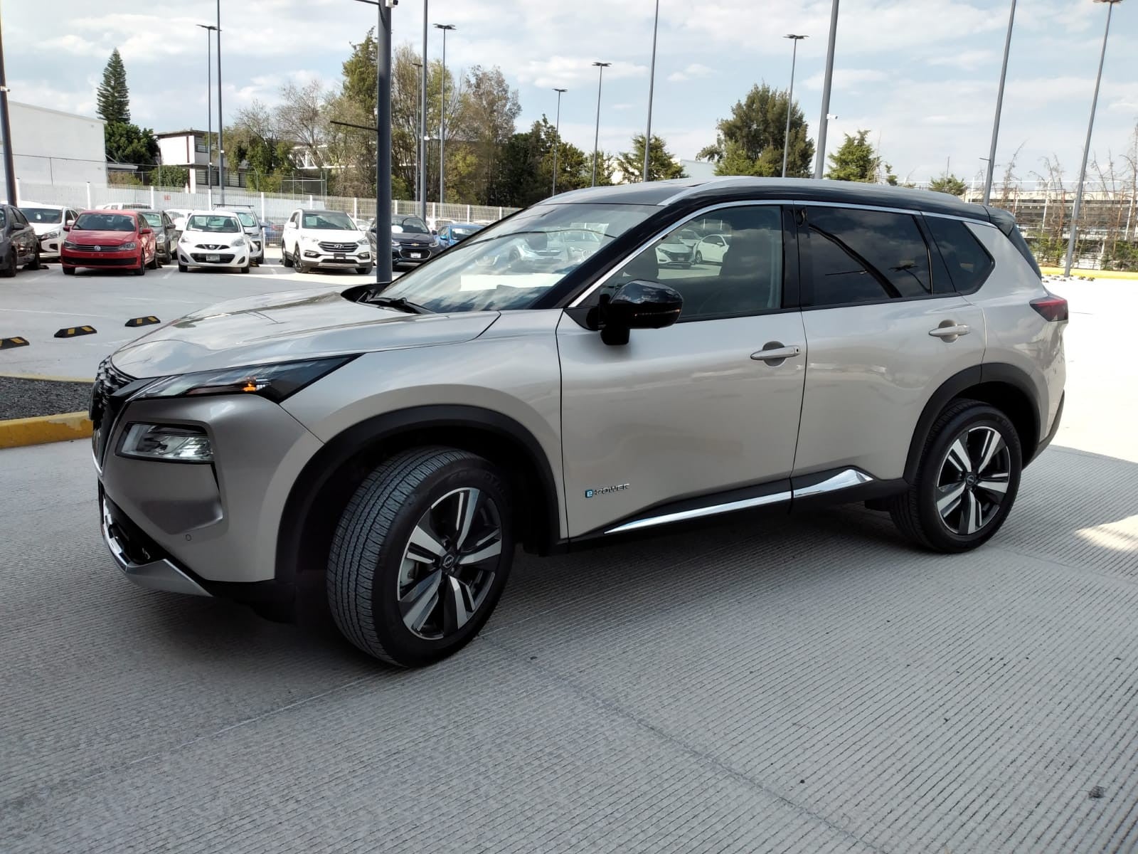 2025 Nissan X-TRAIL PLATINUM E-POWER 2 ROW 25