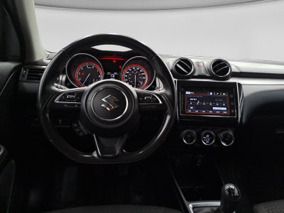 2022 SUZUKI SWIFT GLX 5MT