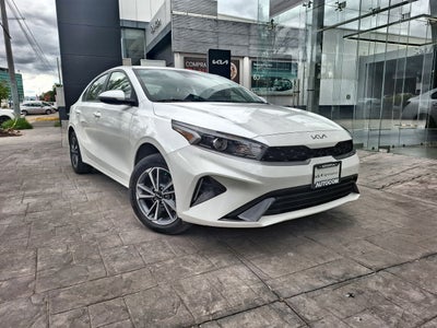 2023 Kia FORTE LX IVT