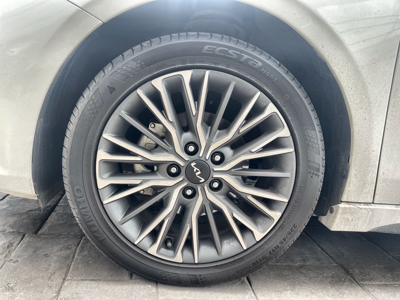 2024 Kia FORTE GT LINE