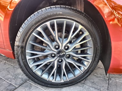 2023 Kia FORTE GT LINE