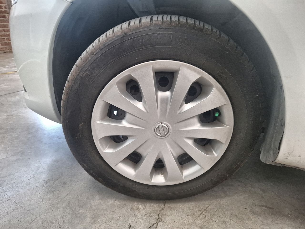 2018 Nissan VERSA DRIVE MT AC