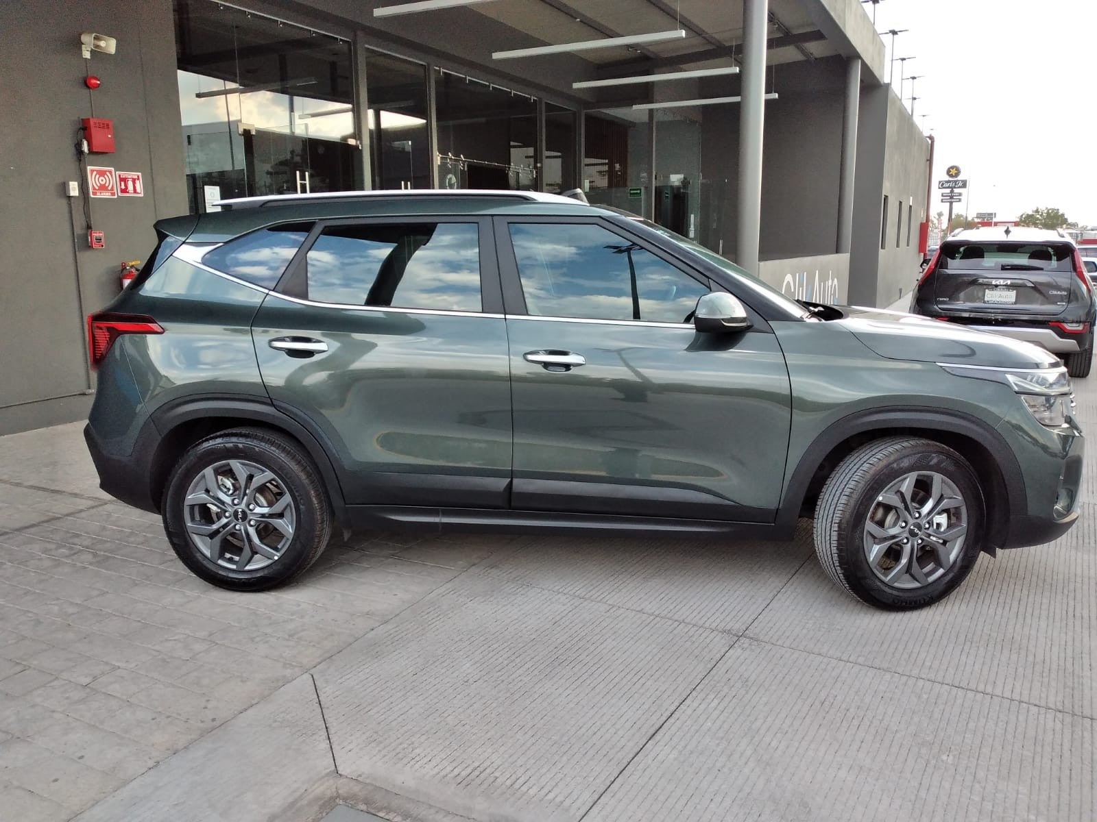 2024 Kia SELTOS SX