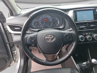 2021 Toyota YARIS S MT