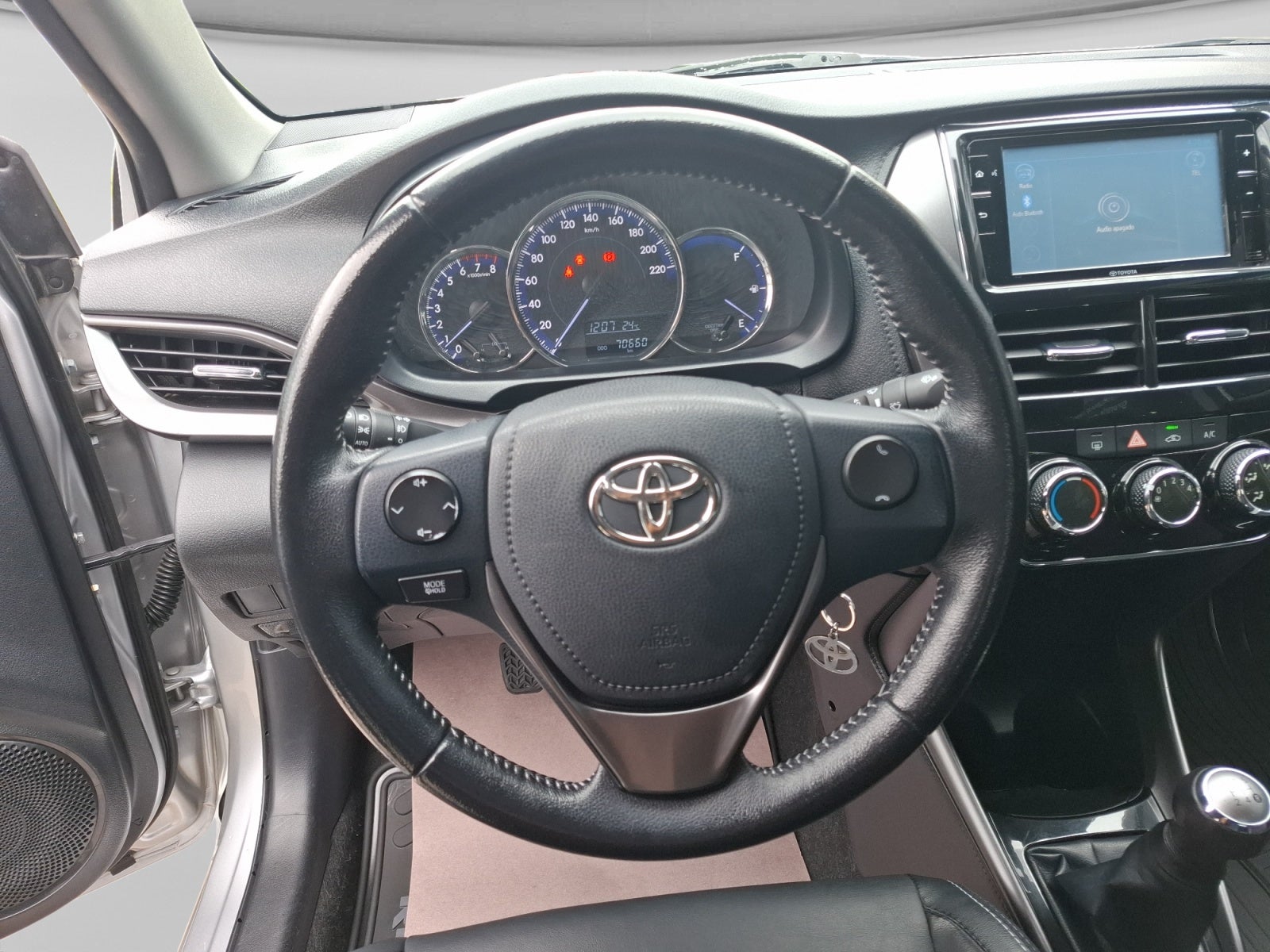 2021 Toyota YARIS S MT