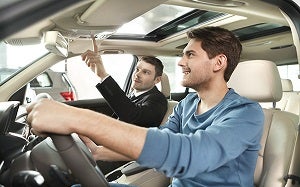 Schedule a test drive at Nissan Autocom Querétaro Bernardo Quintana in Querétaro, Querétaro, México.